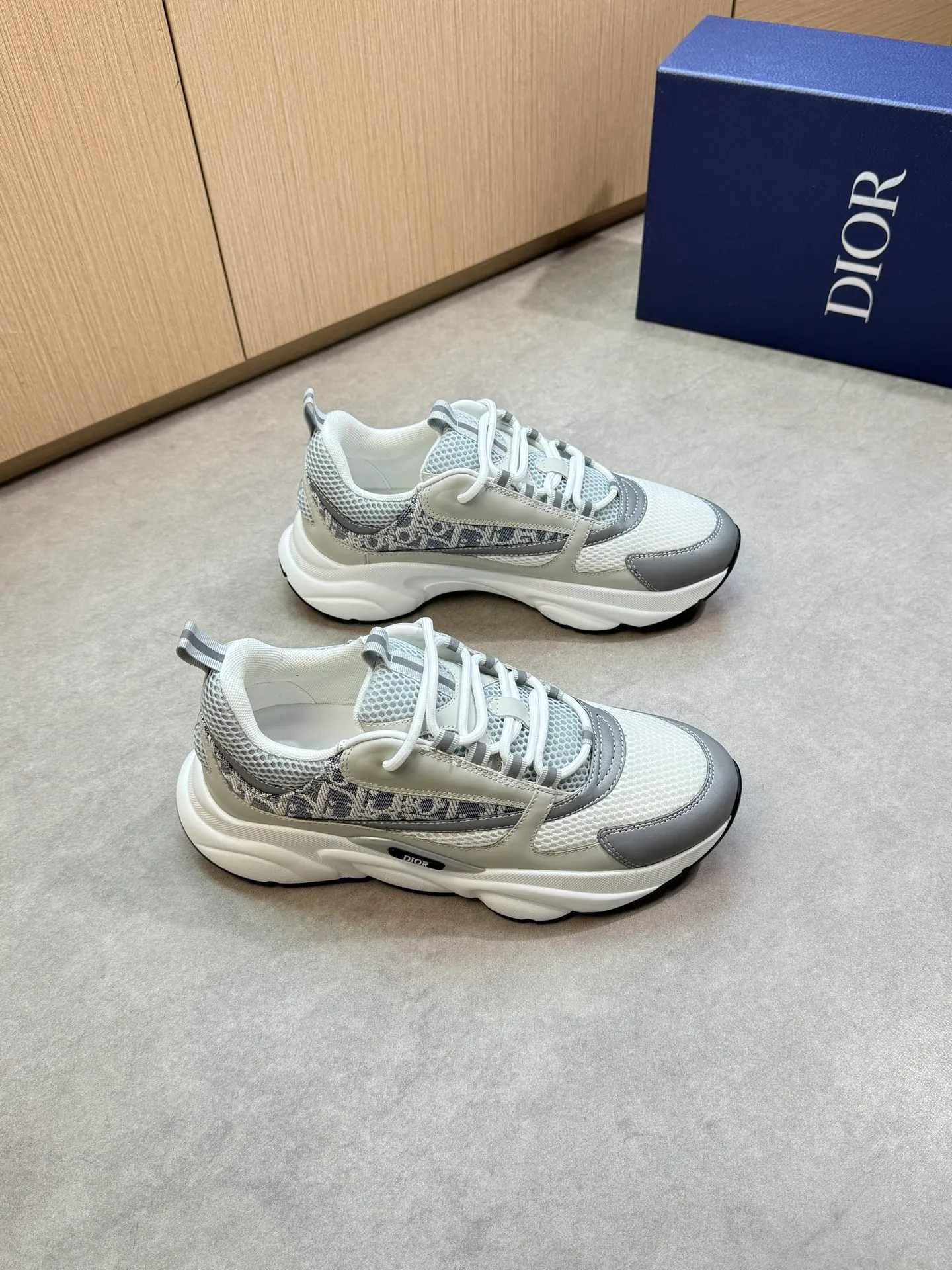 Factory price: 460💰[Dior] Dior - high-end quality original order 🔍🔍🔍 casual sports shoes - upper: 🔝 stone pattern calfskin, high silk mesh canvas, brand totem cloth, tongue and heel; reflective brand webbing - lining: brand canvas - original: ultra-light T men's shoes 💰U foam rubber; two-color molded outsole -Ultra-high quality control·Fine workmanship: highlighted (high-end·nobility·grade) -Size: 39-44 (38, 45, 46, 47, can be customized)·D9285